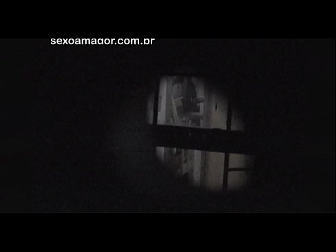 ❤️ Lourinho é secretamente filmado por um voyeur de bairro escondido atrás de tijolos ocos Porno em porno pt-br.porn-impact.ru